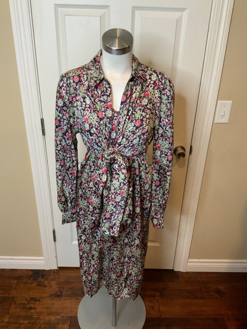 Cinq A Sept Blue Multicolor Floral Tie Front Quinn Midi Dress, Size 10